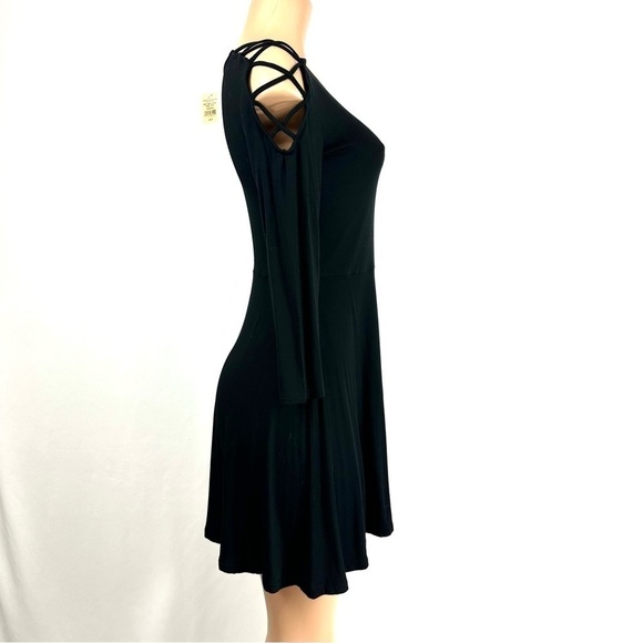 American Eagle Outfitters NWT Women’s S Black Dress With Cold Shoulder Cutouts - Picture 2 of 11